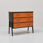 1071 6332 CHEST OF DRAWERS